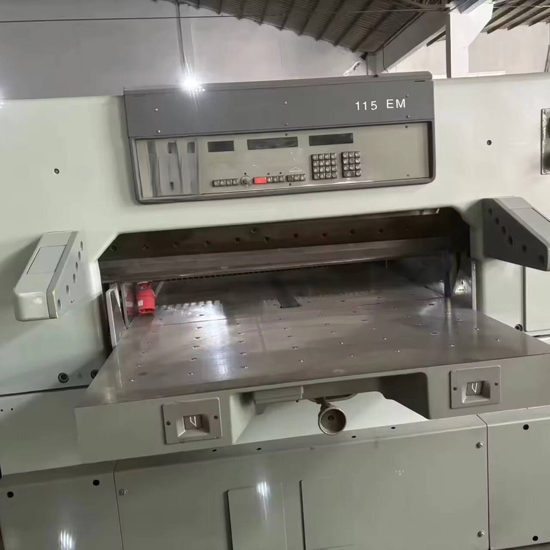 Gebrauchter Papierschneider, S – Paper Cutting Guillotine Bewertung und Preis